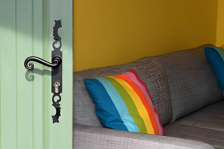 Gîte pour 4 personnes, avec terrasse ainsi que jardin et piscine dans l' Hérault - 2