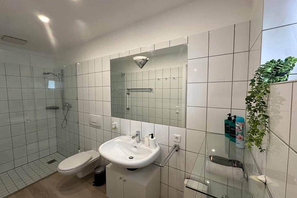 Ganze Wohnung, Modernes Stadt-Apartment in Mg in Mönchengladbach, Niederrhein