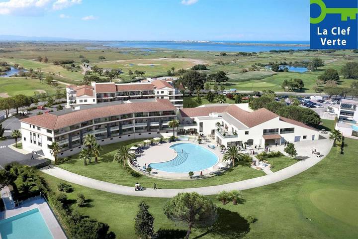 Appart’hôtel pour 4 personnes, avec piscine ainsi que sauna et jardin
