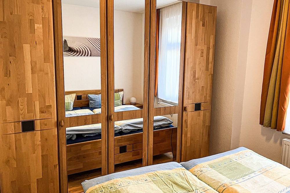 Ganze Wohnung, Ferienwohnung Auszeit am Kurpark von Bad Berka, Parkplatz, Wlan, Balkon in Bad Berka, Weimarer Land