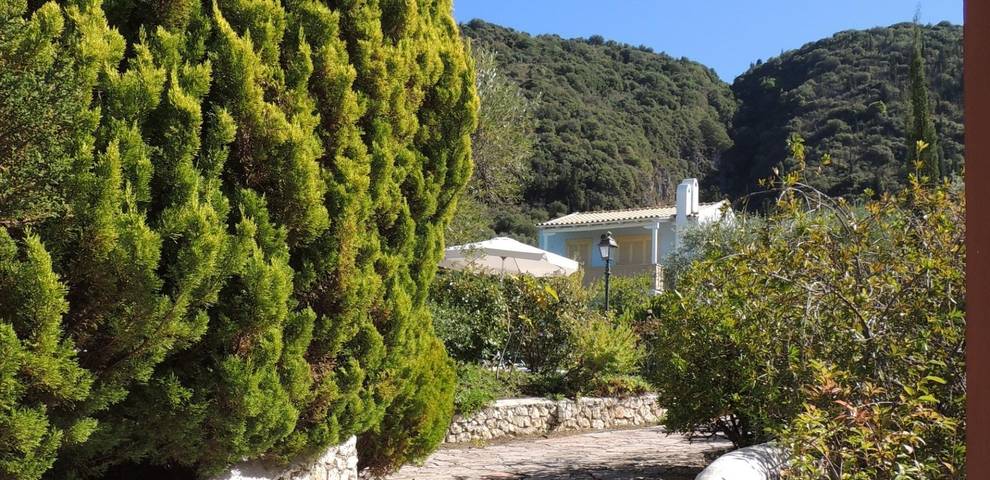 Villa für 2 Personen, mit Balkon und Terrasse sowie Garten und Pool auf Lefkada - 2