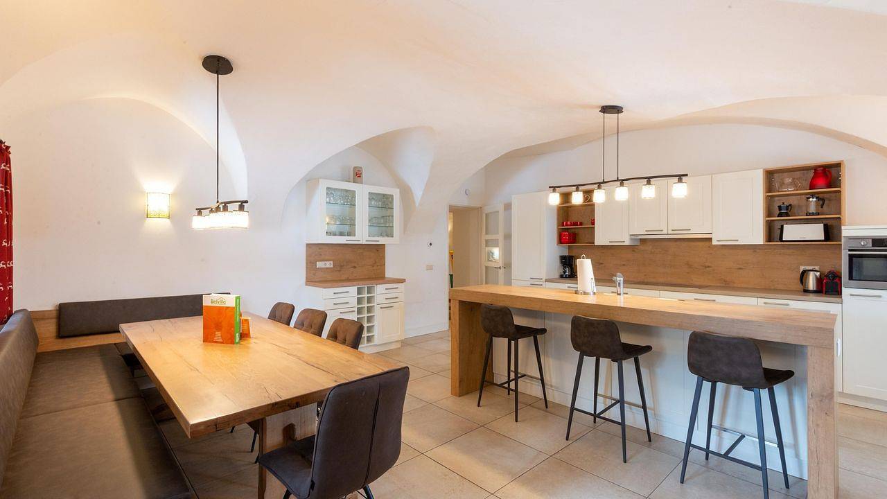 Vacation house for 12 people with terrace in Steindorf (Niedernsill), Niedernsill