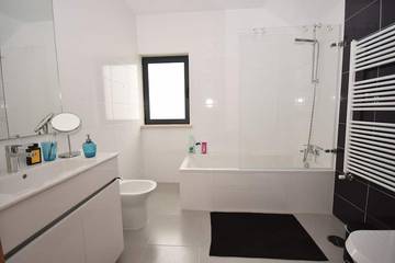 Maison De Vacances pour 8 Personnes dans Famalicão, Leiria District, Photo 4