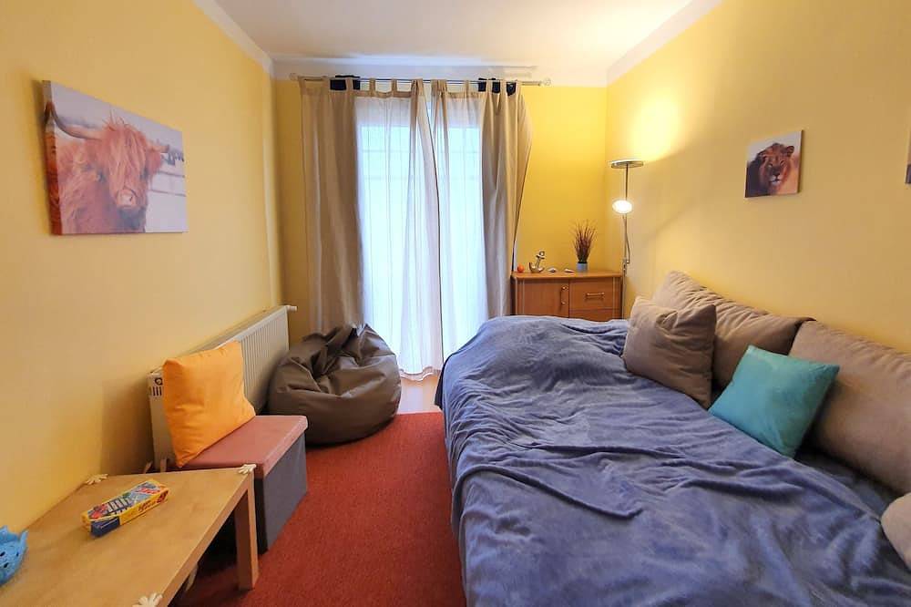 Ganze Wohnung, Großzügige Maisonette mit Abend-Terrasse und in der Nähe zum Zentrum u. Strand in Drei Kaiserbäder, Heringsdorf