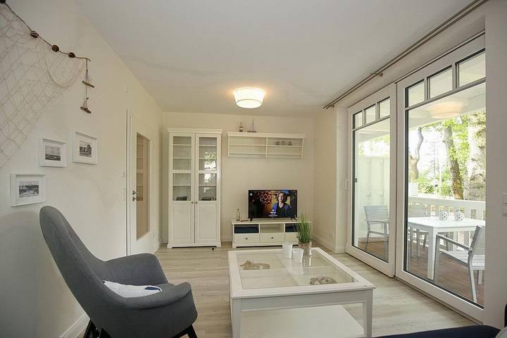 Ferienwohnung für 4 Personen, mit Balkon in Tarnewitz - 2