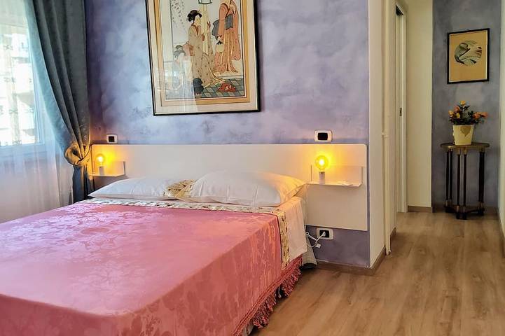 Ganze Wohnung, Courtyard view apartment (in B & B) has other rooms if desired in Ostia, Rom