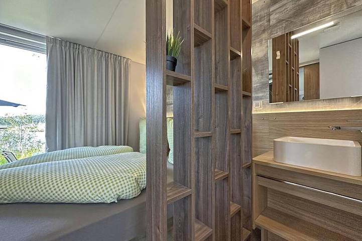 Chalet für 6 Personen, mit Terrasse und Garten sowie Whirlpool und Sauna, mit Haustier in Neunburg vorm Wald - 4