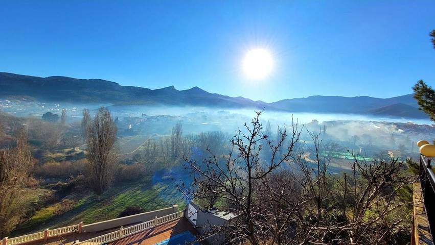 Casa rural para 8 personas, con vistas además de jardín y piscina en Los Villares - 4