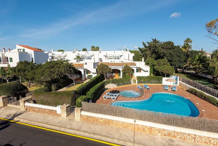 Ferienwohnung für 4 Personen, mit Garten und Terrasse sowie Kinderpool auf Menorca - 2