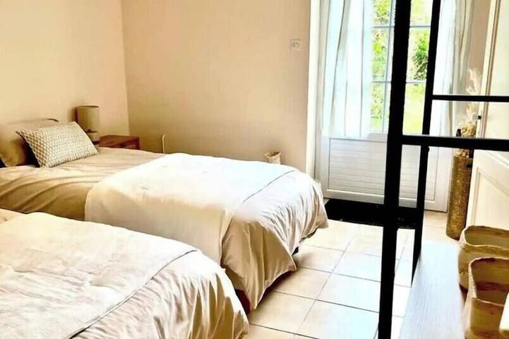 Gîte pour 4 personnes, avec terrasse et jardin à Saint-Seurin-de-Prats - 3