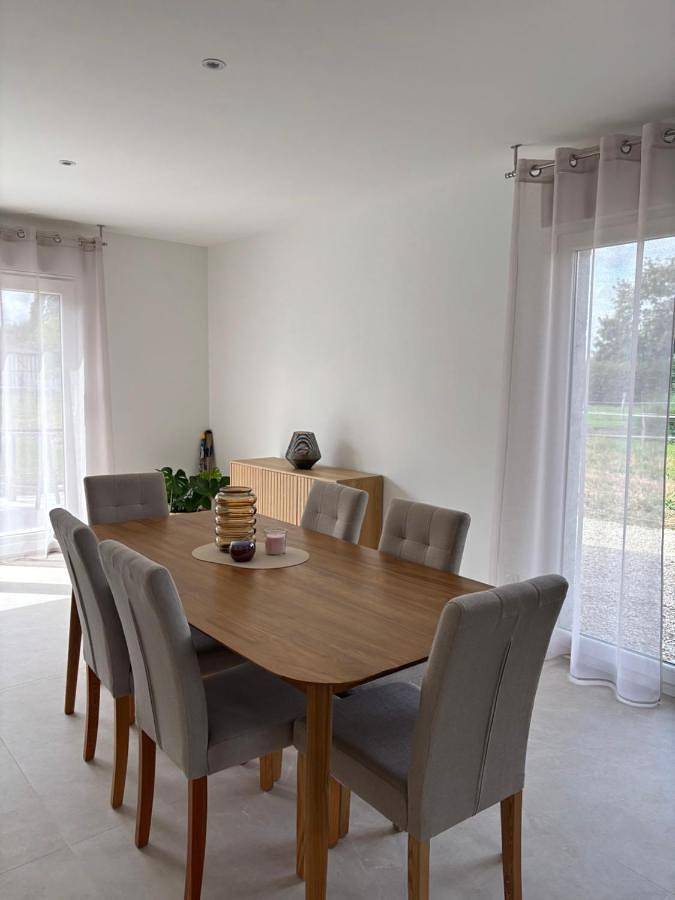 Location de vacances pour 6 personnes, avec terrasse et jardin à Puellemontier - 4