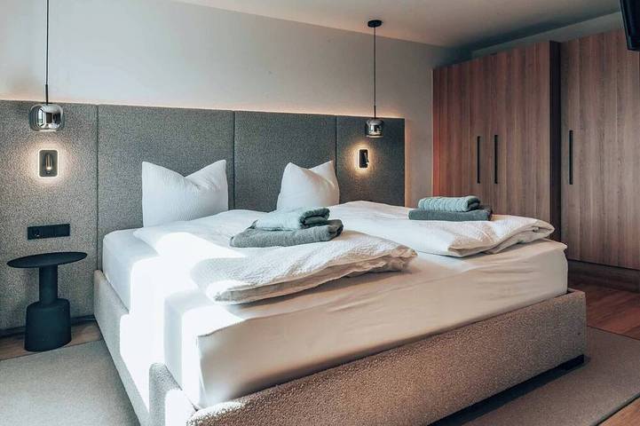 Ferienwohnung für 2 Personen, mit Balkon und Garten in Wallenfels