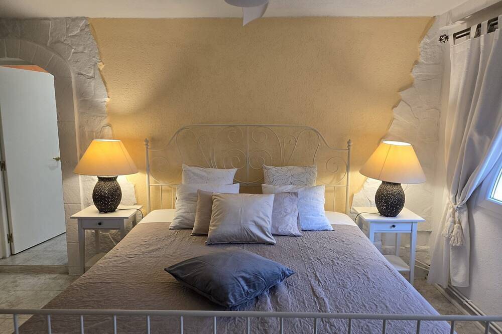 Romantic finca with pool & garden - quiet, private & close to the beach in Santa Ponça, Calvià