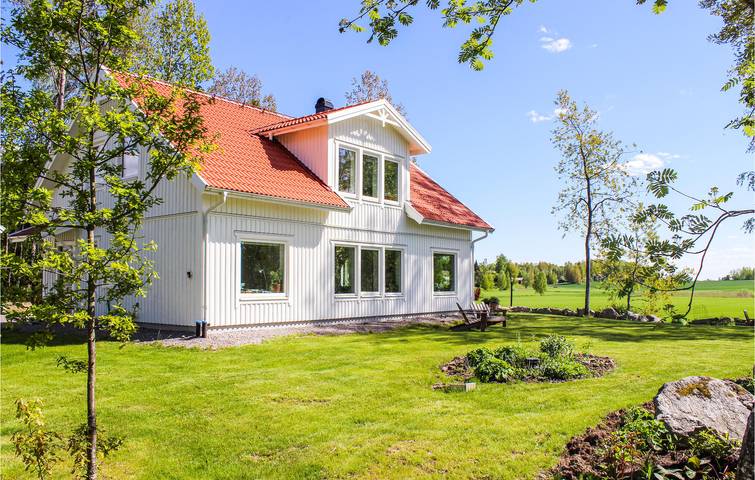 Hus för 5 Personer, med Terass samt Trädgård och Sjöutsikt i Örebro kommun