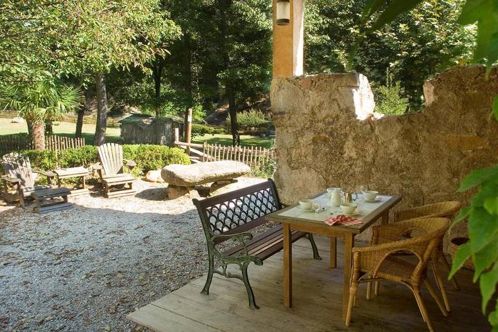 Maison de campagne pour 4 personnes, avec vue et bassin pour enfant ainsi que jardin et piscine, adapté aux familles à Arbúcies - 4