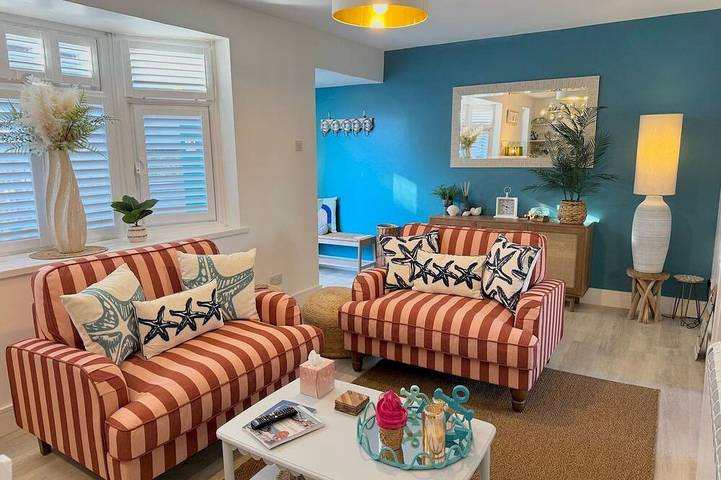 Glamping for 4 people, with garden in Gower