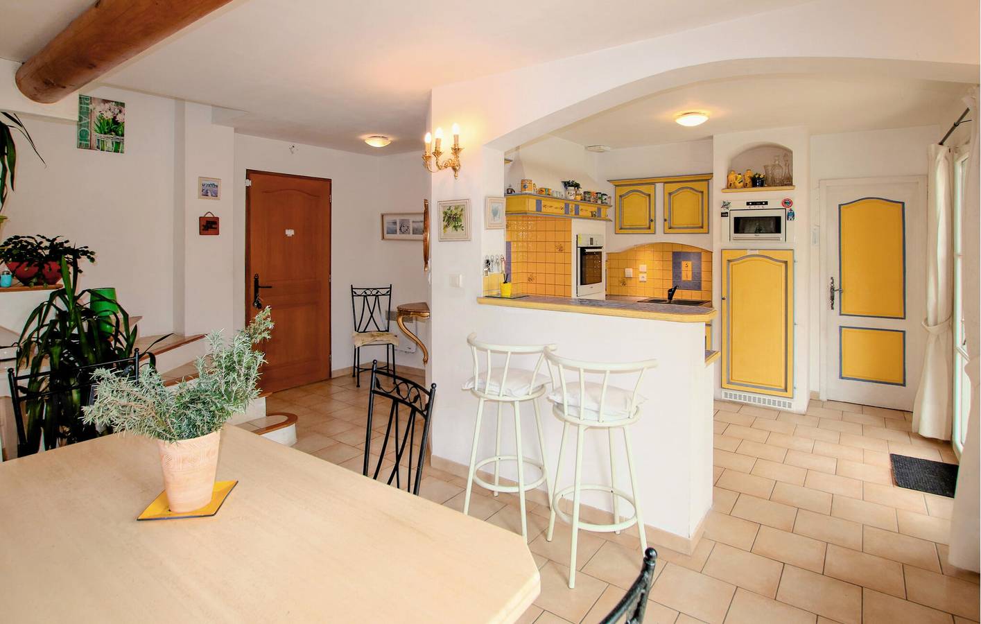 Appartement confortable avec piscine et WiFi près de Buisson in Saint-Maurice-sur-Eygues, Région de nyons