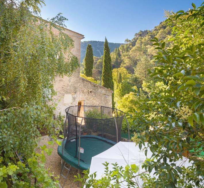 Location de vacances pour 5 personnes, avec vue et jardin à Saint-Guilhem-le-Désert - 3