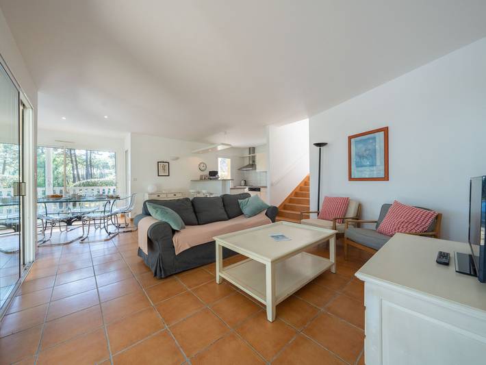 Location de vacances pour 6 personnes, avec terrasse et jardin dans Golf de la Méjanne - 4