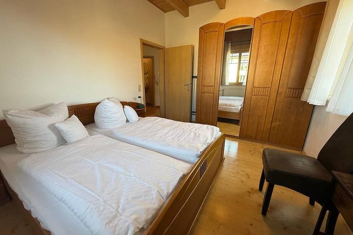 Ferienwohnung für 4 Personen, mit Balkon, mit Haustier in Neualbenreuth - 3
