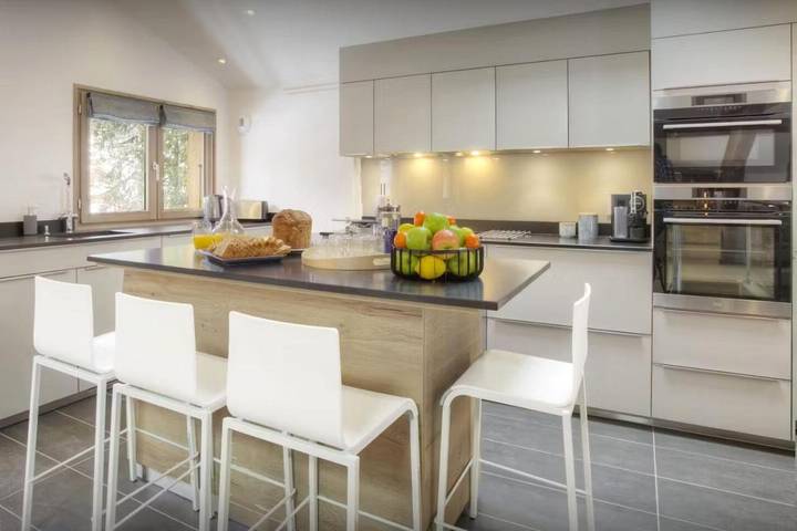 Chambre d’hôte pour 14 personnes, avec jardin et vue à Courchevel - 2