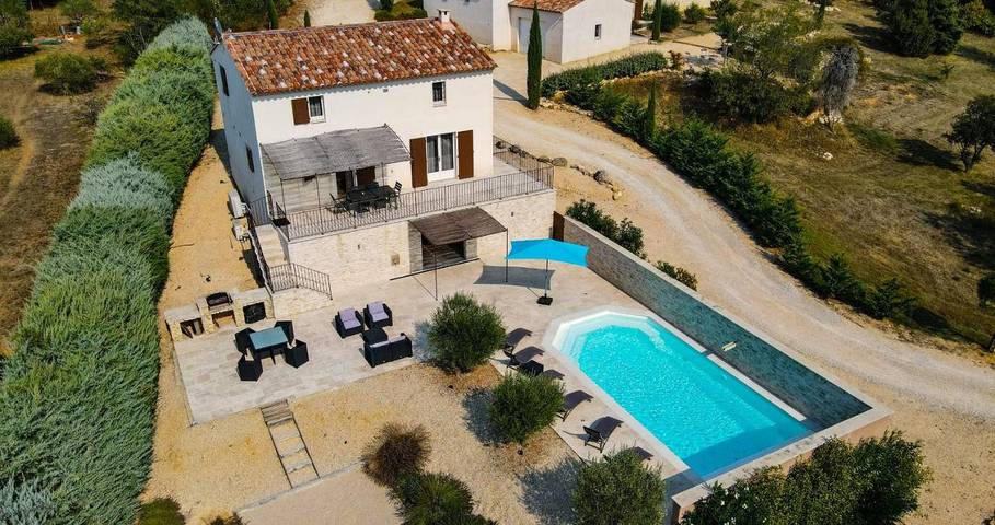 Vakantieappartement voor 7 personen, with Balkon and Terras as well as Tuin and Uitzicht in Apt
