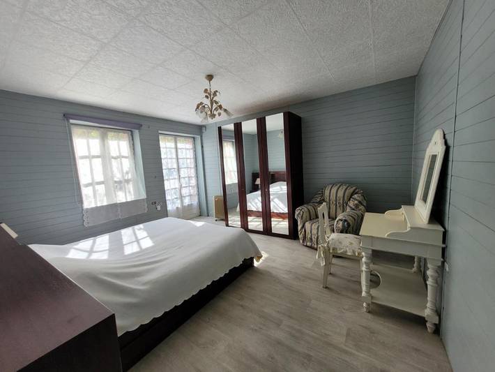 Location de vacances pour 6 personnes, avec jardin et vue à Cellettes - 4