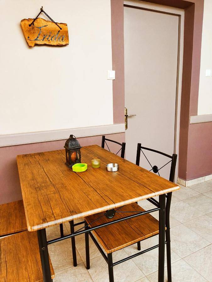 Location de vacances pour 4 personnes, avec jardin, animaux acceptés dans Selianitika - 2