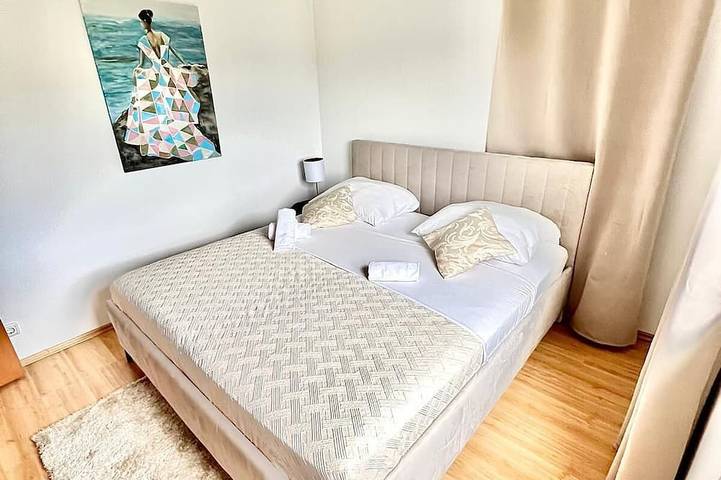 Ganze Wohnung, Luxus Villa mit privatem beheizten Pool und Blick aufs Meer 2 in Marina, Split-Dalmatien