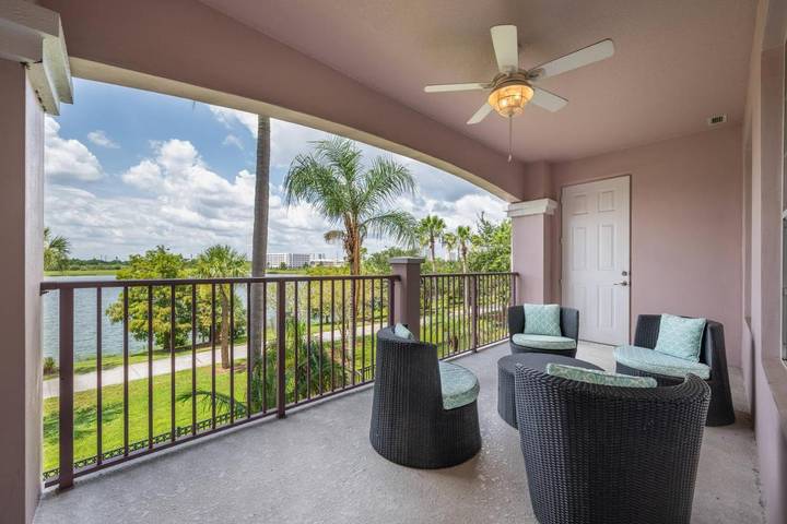 Apartamento de vacaciones para 6 personas, con vistas al lago y balcón - 1