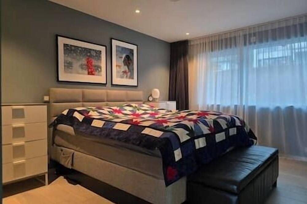 Luxury villa, sea view, 10 min from Bergen center in Bergen, Vestland