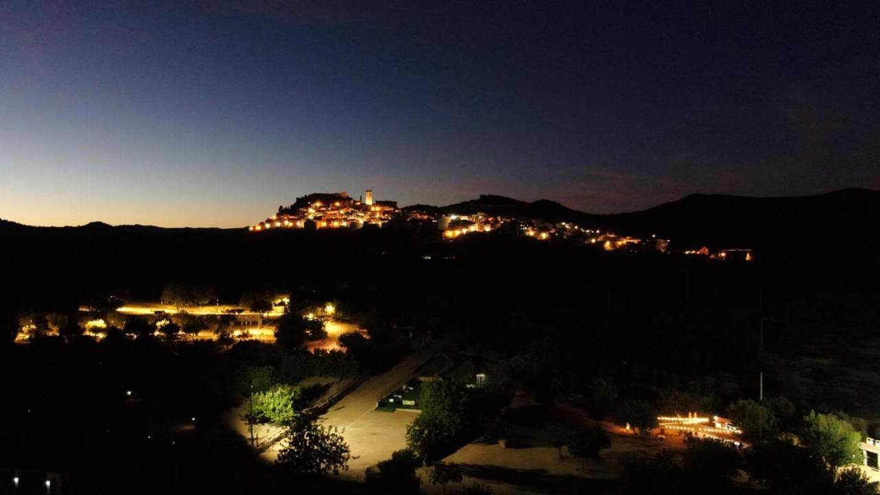 Camping Ciudad del Ciclismo- Bungalow in Cervera del Maestre, Province de Castellón