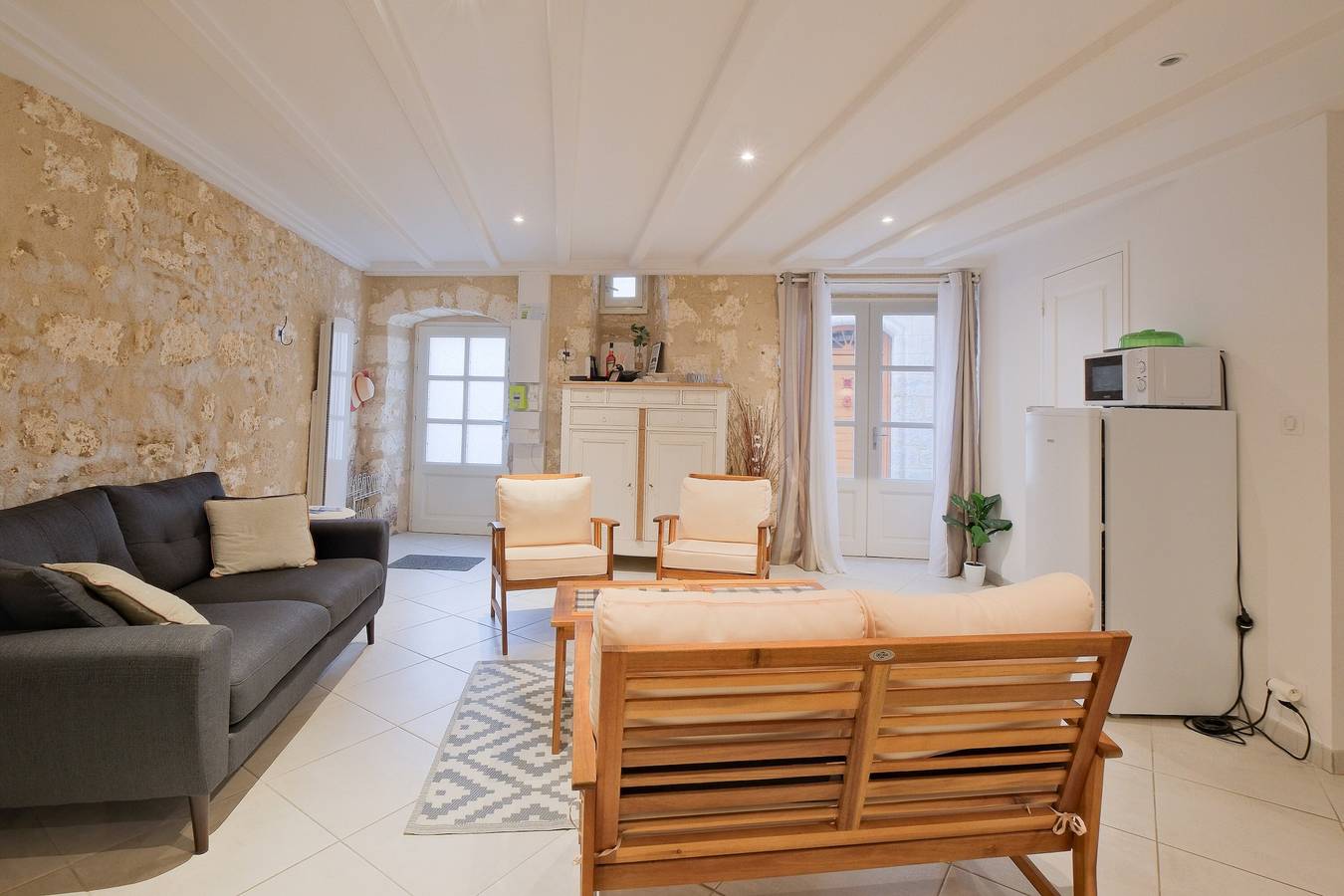 Gîte D’ici et d’Ailleurs – Authentieke Charme in het Historisch Centrum met Wi-Fi, foto 6