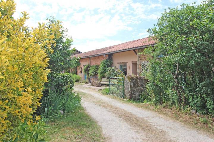 Chambre d’hôte pour 3 personnes, avec jardin dans Parc naturel régional Périgord-Limousin - 3