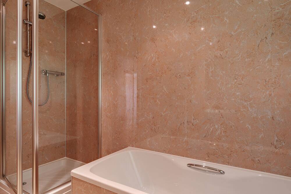 Entire apartment, 10 Red Rock Apartments in Dawlish Warren, Dawlish
