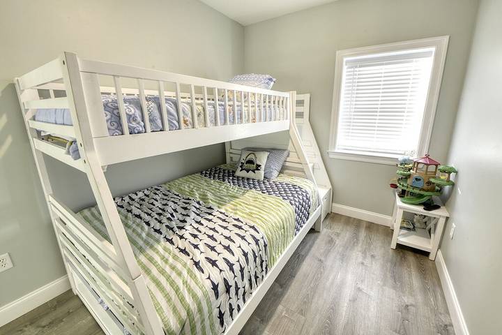 Vacation rental for 7 people, with hot tub and pool as well as balcony in Mexico Beach (FL)