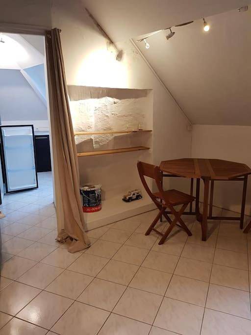 Appartement entier, One-Bedroom Apartment in Le Chesnay, Yvelines