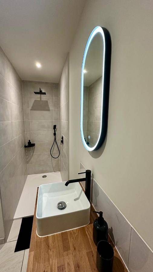 Location de vacances pour 6 personnes, avec terrasse et jardin à Bailleul - 3