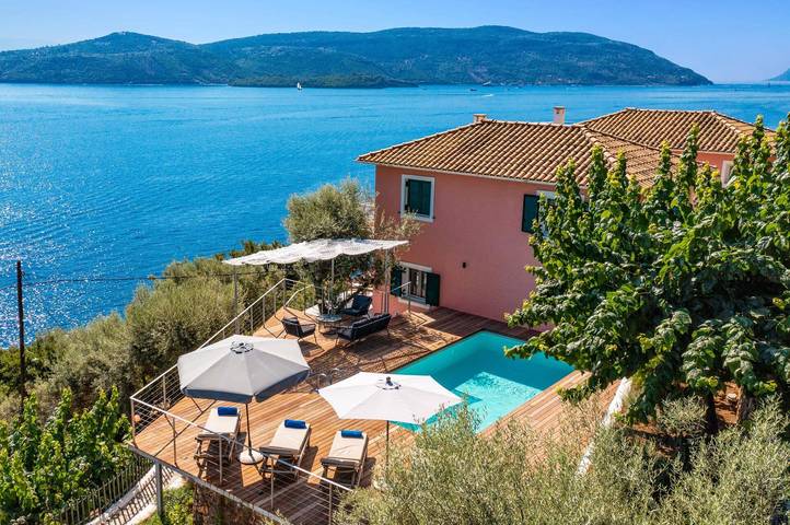 Διαμερίσματα διακοπών για 4 άτομα στην Παραλία Δεσίμι