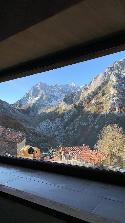 Location de vacances pour 3 personnes, avec jardin et vue, animaux acceptés dans Sotres - 2