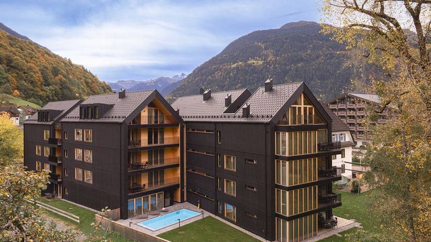 Ferienwohnung für 6 Personen, mit Balkon und Pool sowie Sauna, mit Haustier in Schruns