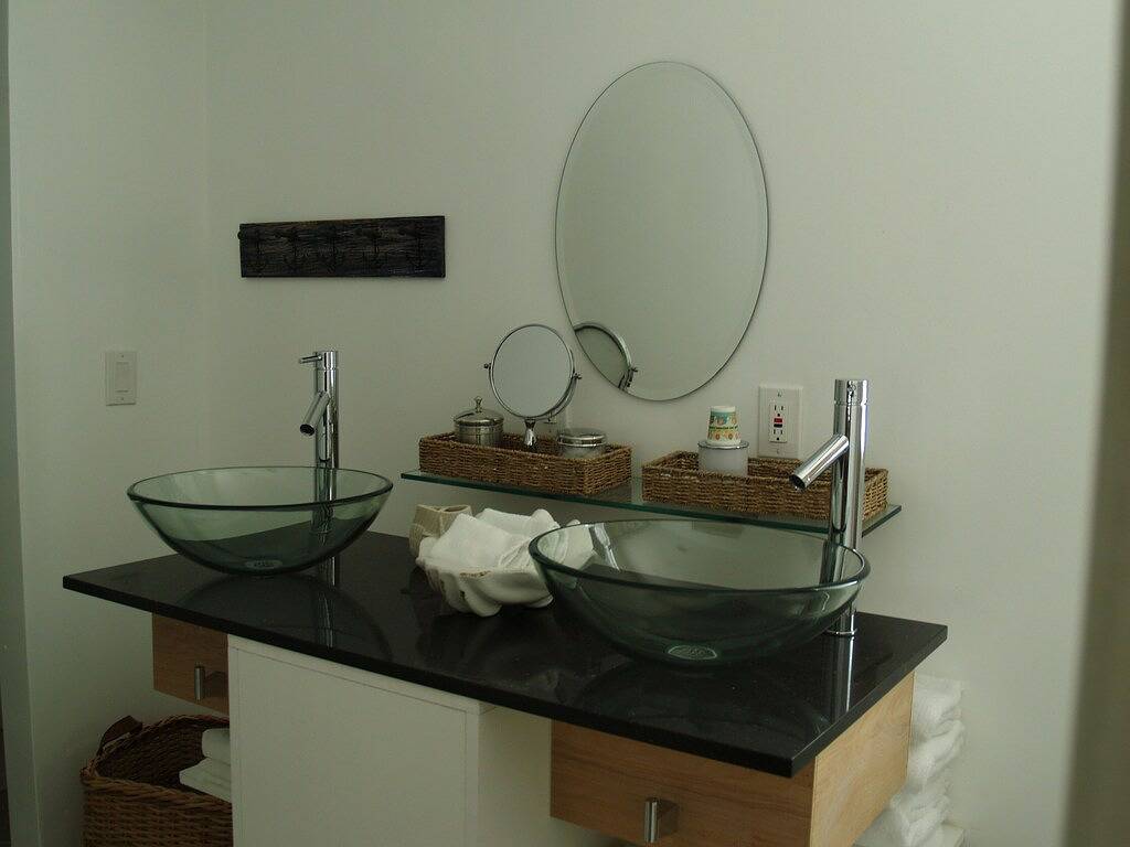 Vanderbilt Beach Bungalow mit großem privaten Pool in Naples Park, North Naples