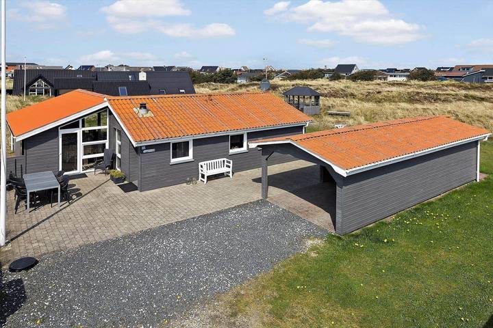 Ferienhaus für 5 Personen, mit Terrasse in Vorupør