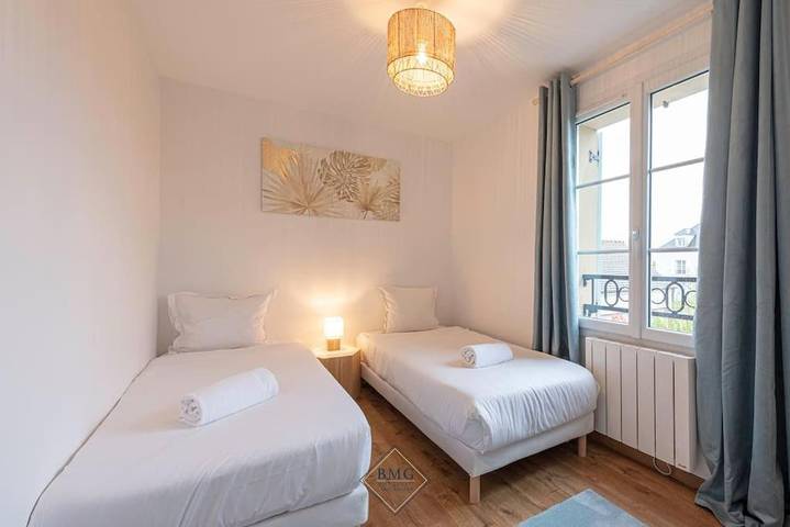 Location de vacances pour 8 personnes, avec terrasse et jardin à Magny-le-Hongre - 2