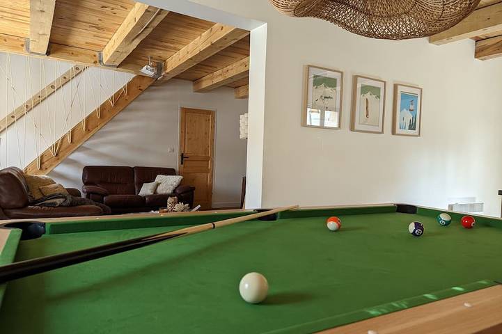 Chalet für 8 Personen, mit Garten und Terrasse sowie Whirlpool - 1