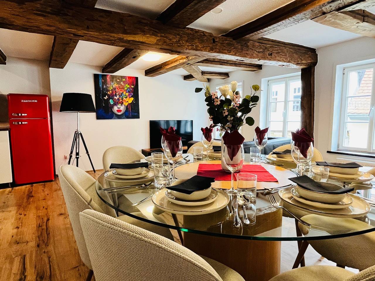 Ganze Ferienwohnung, Aycatcherhomes - Luna Boutique Duplex Apt 3Br 2Ba 7G Old Town Marburg in Marburg, Landkreis Marburg-Biedenkopf