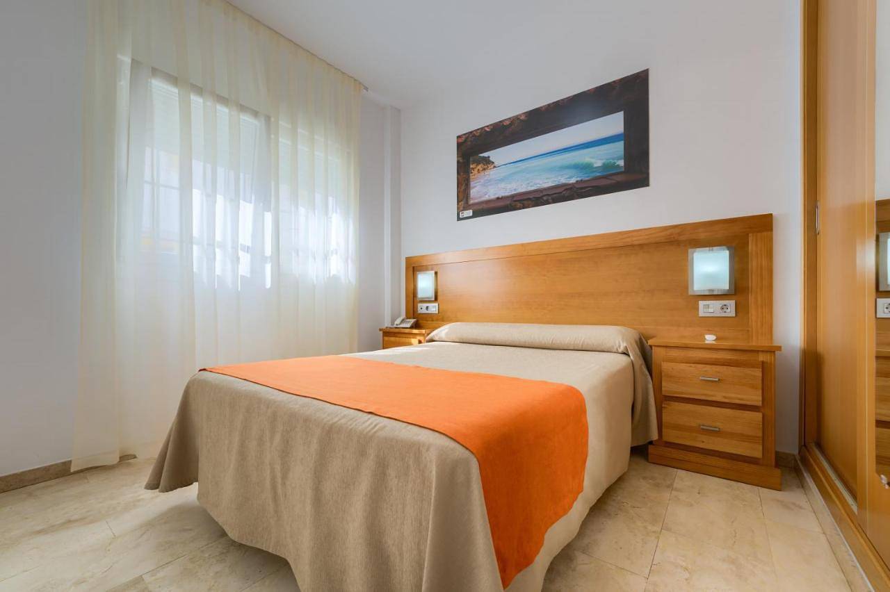 Hotel Apartamentos Loto Conil in Conil de la Frontera, Costa de la Luz