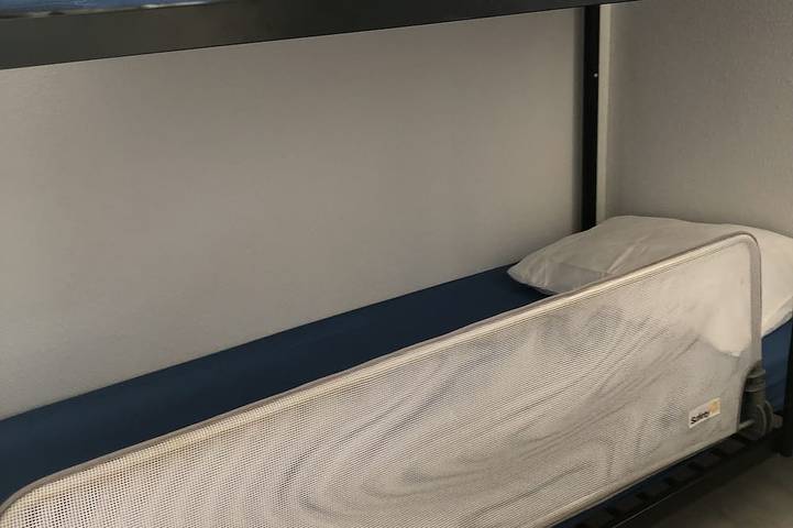 Gîte pour 3 personnes, avec piscine et jacuzzi dans Plage de la Baumette - 4