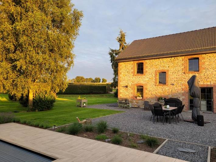 Gîte pour 2 personnes, avec Terrasse ainsi que Jardin et Piscine dans Bellevaux-Ligneuville - 4