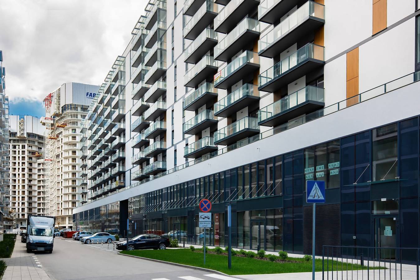 Entire studio, Prymasa Tysi clecia 83a Studio Air Conditioning in Warsaw, Masovia